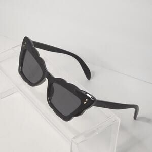 Women's sunglasses style 2011